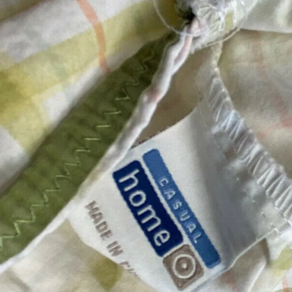 2 Casual Home Pillowcases Standard 100% Cotton